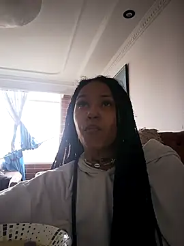 devi black13  online show from 11.28.25