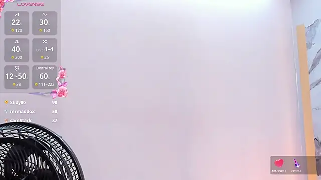 SalommeFlores online show from 03.17.25