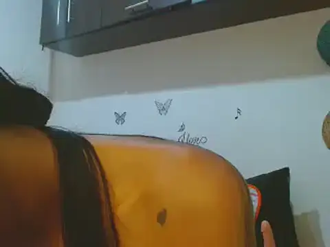 Snapshot of dulcelatina222 chatting on 12.27.24 dulcelatina222 online show from 12.27.24