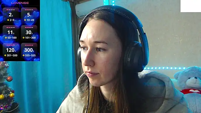 Snapshot of --Model--2 chatting on 01.23.25 --Model--2 online show from 01.23.25