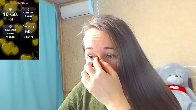 Snapshot of --Model--2 chatting on 02.07.25 --Model--2 online show from 02.07.25