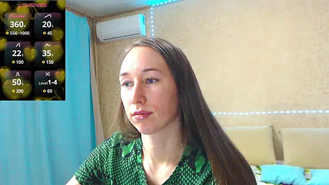 Snapshot of --Model--2 chatting on 02.12.25 --Model--2 online show from 02.12.25