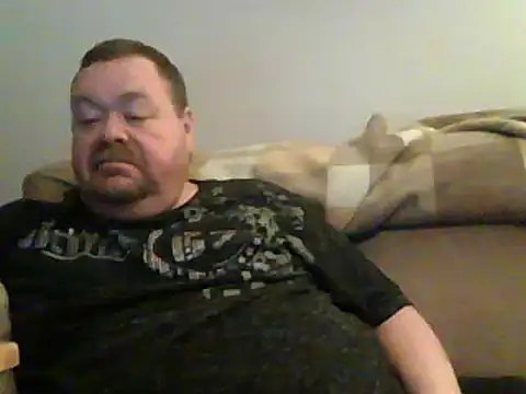 Snapshot of hitman_35 chatting on 03.23.25 hitman 35 online show from 03.23.25