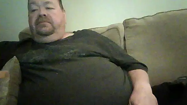 Snapshot of hitman_35 chatting on 06.17.26 hitman 35 online show from 06.17.26