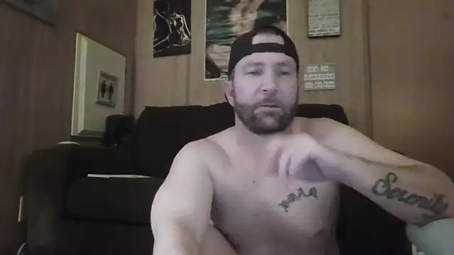 Snapshot of Edward_LongCock chatting on 03.16.26 Edward LongCock online show from 03.16.26