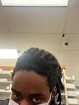 Snapshot of tokenkingtn chatting on 12.01.25 tokenkingtn online show from 12.01.25