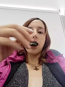 Ambar Roux  online show from 11.04.25