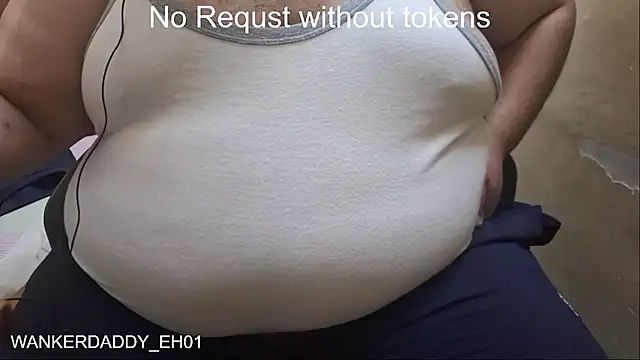 Snapshot of WANKERDADDY_EH01 chatting on 12.29.24 WANKERDADDY EH01 online show from 12.29.24