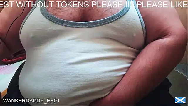 Snapshot of WANKERDADDY_EH01 chatting on 01.05.25 WANKERDADDY EH01 online show from 01.05.25