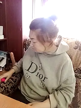 Madame-Butterfly online show from 02.04.25