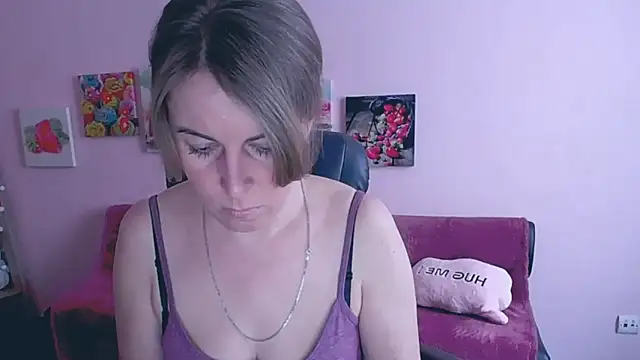 Snapshot of Hot_Milady chatting on 03.06.25 Hot Milady online show from 03.06.25