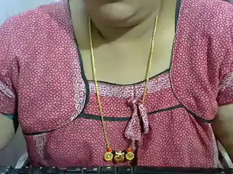 Snapshot of Naughty_Nityaa chatting on 01.11.25 Naughty Nityaa online show from 01.11.25