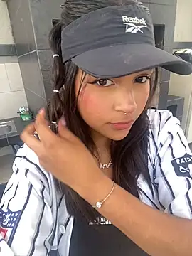 Snapshot of Mariangel_11 chatting on 01.14.25 Mariangel 11 online show from 01.14.25