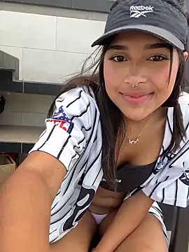 Snapshot of Mariangel_11 chatting on 01.14.25 Mariangel 11 online show from 01.14.25