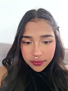 Snapshot of Mariangel_11 chatting on 02.14.25 Mariangel 11 online show from 02.14.25