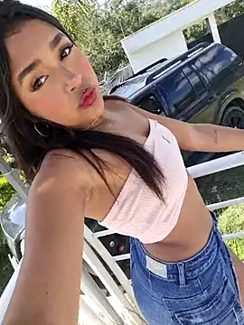 Snapshot of Mariangel_11 chatting on 09.23.25 Mariangel 11 online show from 09.23.25