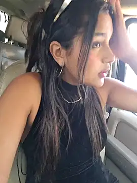 Snapshot of Mariangel_11 chatting on 09.24.25 Mariangel 11 online show from 09.24.25