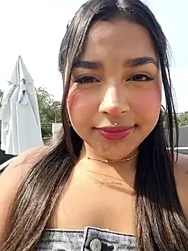 Snapshot of Mariangel_11 chatting on 10.08.25 Mariangel 11 online show from 10.08.25