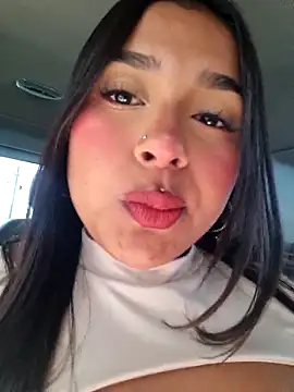 Snapshot of Mariangel_11 chatting on 10.18.25 Mariangel 11 online show from 10.18.25