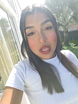 Snapshot of Mariangel_11 chatting on 11.07.25 Mariangel 11 online show from 11.07.25