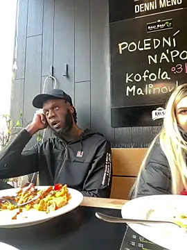 MacTroy online show from 04.06.26