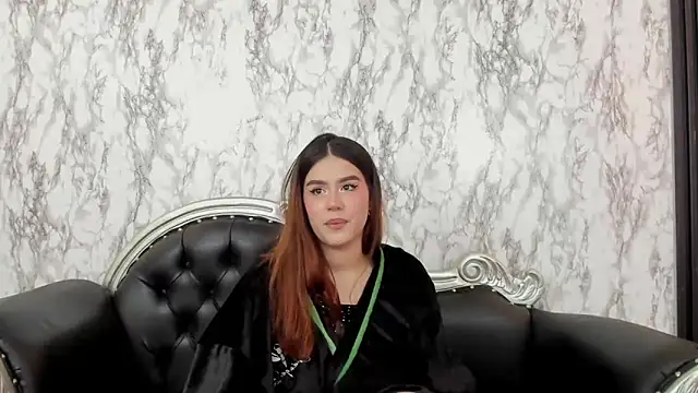 Snapshot of Miamontoya chatting on 02.19.25 Miamontoya online show from 02.19.25