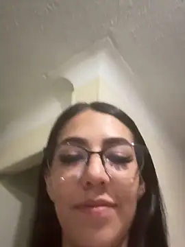 Snapshot of StaceyJones1 chatting on 02.28.25 StaceyJones1 online show from 02.28.25