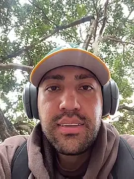 JuanZapata33 online show from 01.01.25