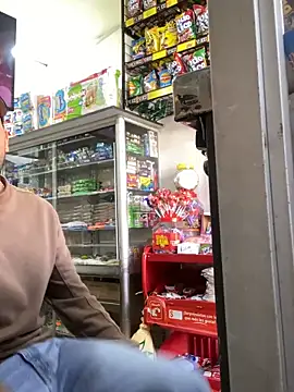 JuanZapata33 online show from 04.06.26