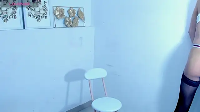 Snapshot of FRAN_DESS chatting on 03.04.25 FRAN DESS online show from 03.04.25