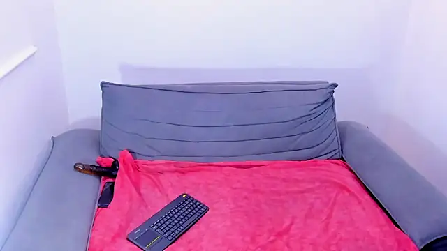 Snapshot of FRAN_DESS chatting on 03.09.25 FRAN DESS online show from 03.09.25