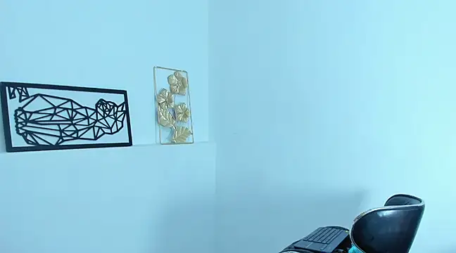 Snapshot of FRAN_DESS chatting on 03.20.25 FRAN DESS online show from 03.20.25