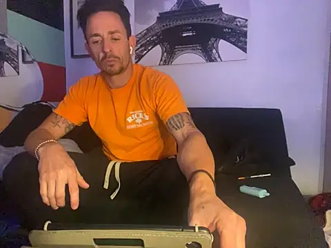 Gman143187 online show from 10.13.25