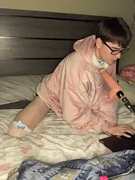 Snapshot of YourFavTwinkie chatting on 12.16.24 YourFavTwinkie online show from 12.16.24