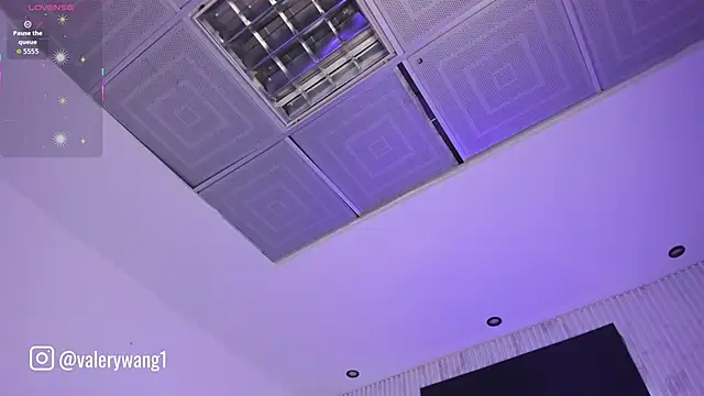 Valery wang online show from 09.18.25