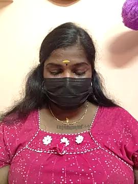 Snapshot of sulekha-mallu chatting on 09.13.25 sulekha-mallu online show from 09.13.25