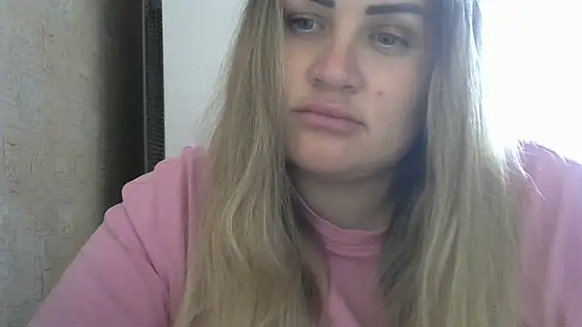 Snapshot of Honeydew-Waves chatting on 09.30.25 Honeydew-Waves online show from 09.30.25