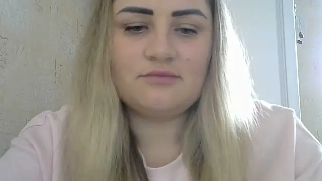 Snapshot of Honeydew-Waves chatting on 05.30.26 Honeydew-Waves online show from 05.30.26