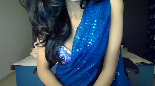 Snapshot of CUTE_princess_143 chatting on 01.29.25 CUTE princess 143 online show from 01.29.25