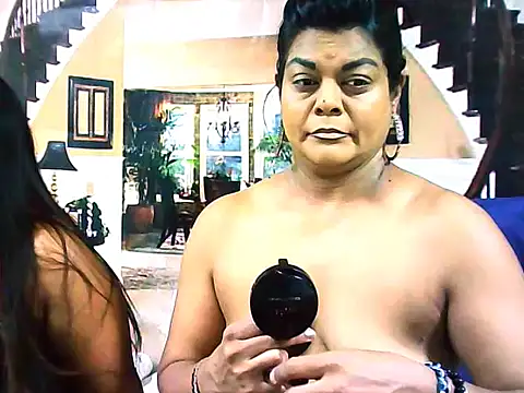 Snapshot of indianCherryPie chatting on 10.15.25 indianCherryPie online show from 10.15.25