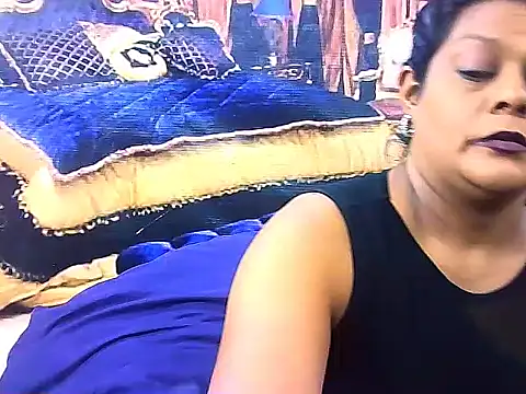 Snapshot of indianCherryPie chatting on 11.03.25 indianCherryPie online show from 11.03.25