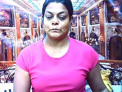 Snapshot of indianCherryPie chatting on 12.14.25 indianCherryPie online show from 12.14.25