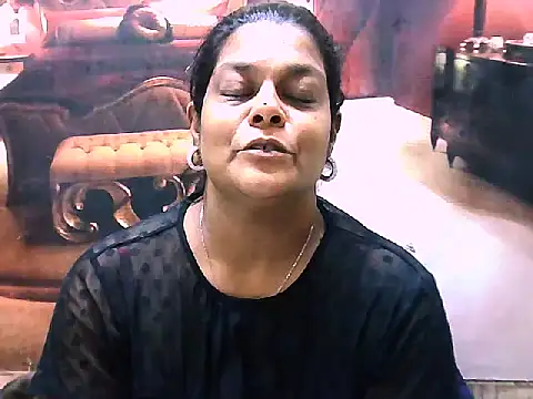 Snapshot of indianCherryPie chatting on 03.08.26 indianCherryPie online show from 03.08.26