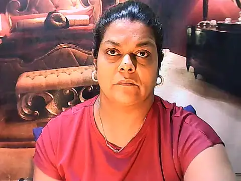 Snapshot of indianCherryPie chatting on 03.10.26 indianCherryPie online show from 03.10.26