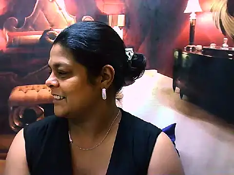 Snapshot of indianCherryPie chatting on 03.28.26 indianCherryPie online show from 03.28.26