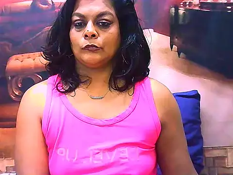 Snapshot of indianCherryPie chatting on 06.18.26 indianCherryPie online show from 06.18.26