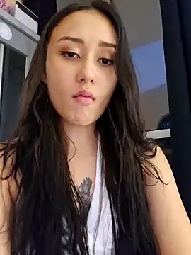 Snapshot of Selena_blake chatting on 12.17.25 Selena blake online show from 12.17.25