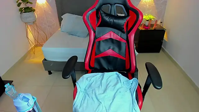 angelica dymond online show from 02.24.25