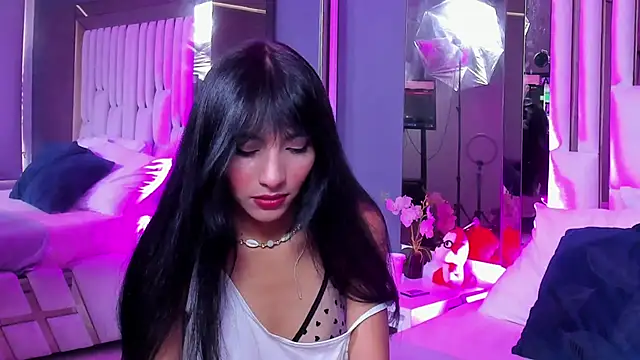 Snapshot of Kitty_Eliffe chatting on 02.22.25 Kitty Eliffe online show from 02.22.25