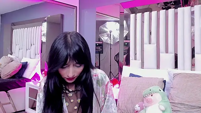 Snapshot of Kitty_Eliffe chatting on 03.06.25 Kitty Eliffe online show from 03.06.25